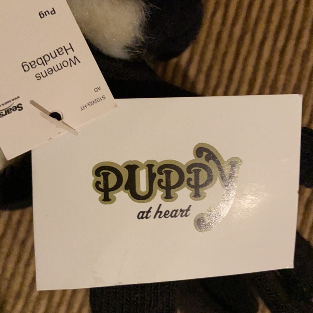 Puppy at Heart “PUG” Child’s mittens NEW - Picture 10 of 11